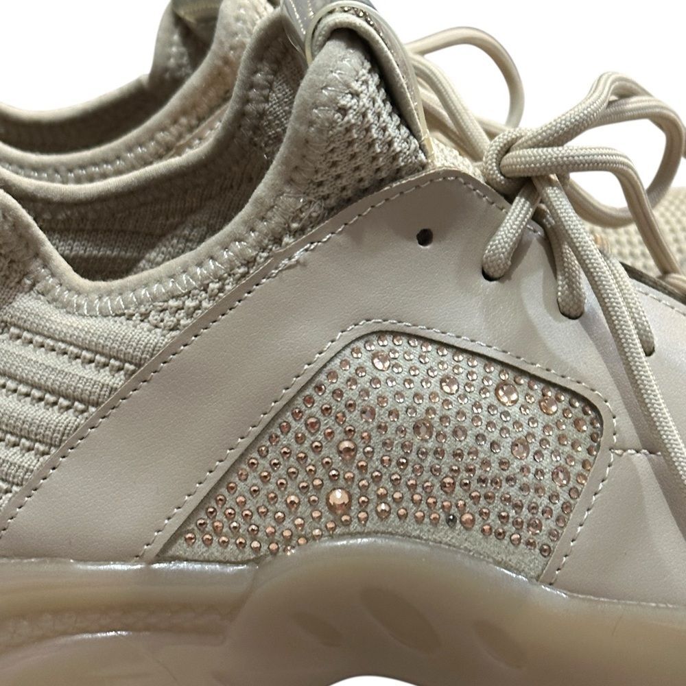 Maxima Steve Madden  Tan Gold Bling Rhinestone Trainers Sneakers  Sz 8 NWT - Picture 2 of 13